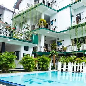 Riverside Канди